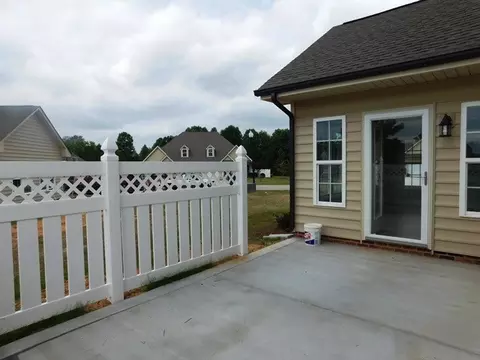 79 Glenfield Dr, Dunn, NC 28334 photo 20