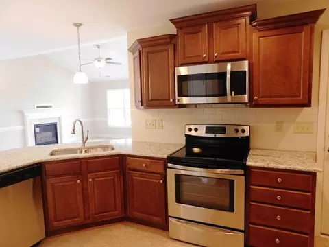 79 Glenfield Dr, Dunn, NC 28334 photo 7