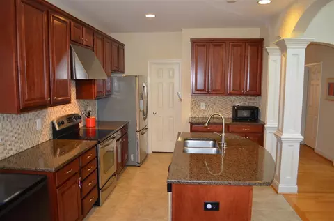 1611 Bellenden Dr, Durham, NC 27713 photo 3