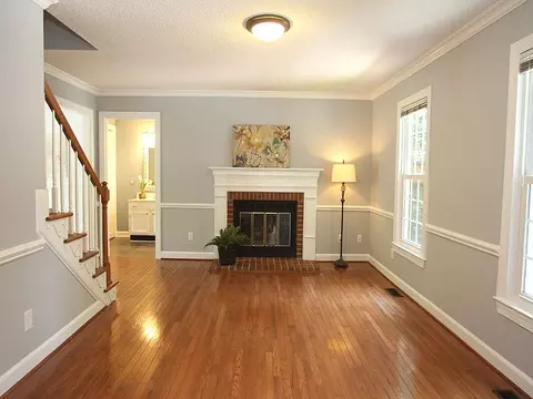 4 Swallows Ridge Ct, Durham, NC 27713 photo 2