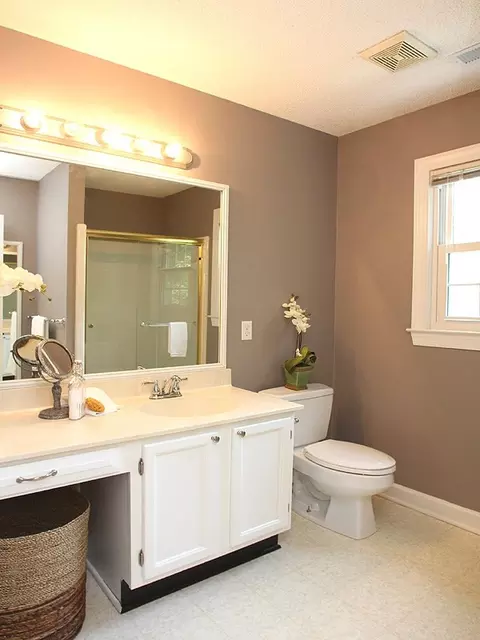 4 Swallows Ridge Ct, Durham, NC 27713 photo 12