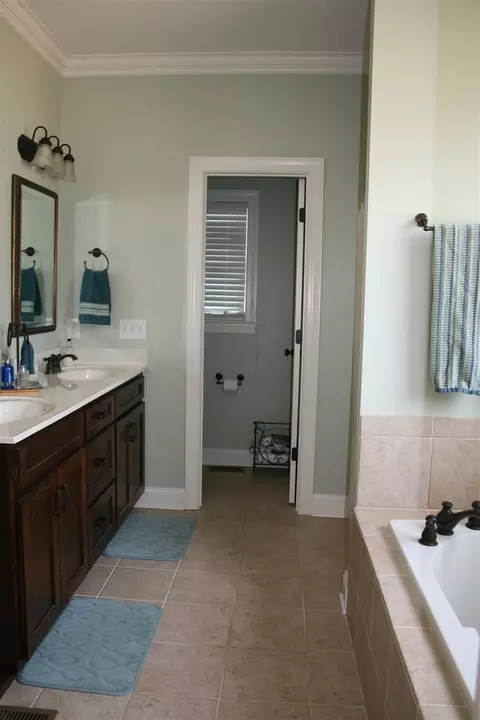 604 Mclesky Ct, Graham, NC 27253 photo 8