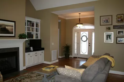 604 Mclesky Ct, Graham, NC 27253 photo 3