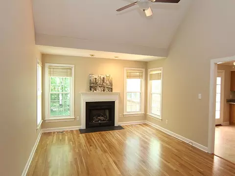 6 Danforth Pl, Durham, NC 27712 photo 3