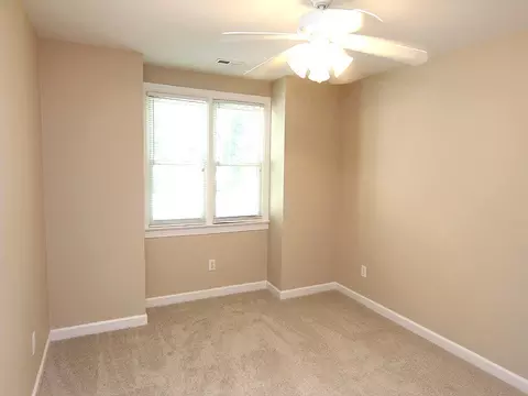 6 Danforth Pl, Durham, NC 27712 photo 9