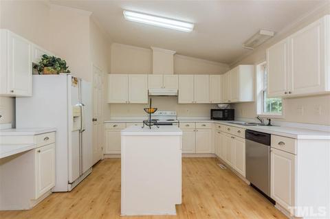 1216 Shackleton Dr, Apex, NC 27502 photo 6
