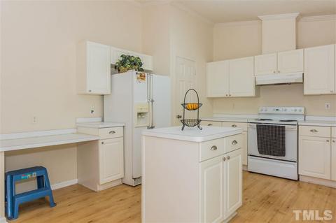 1216 Shackleton Dr, Apex, NC 27502 photo 5