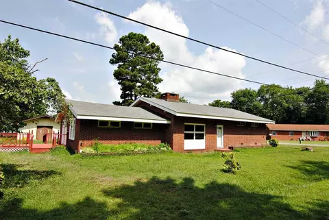103 Flowers St, Smithfield, NC 27577 photo 3