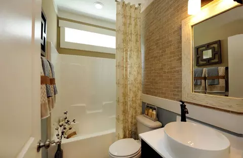 300 Plano Dr, Durham, NC 27703 photo 9