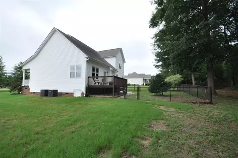 76 Prosperity Ct, Angier, NC 27501 photo 4