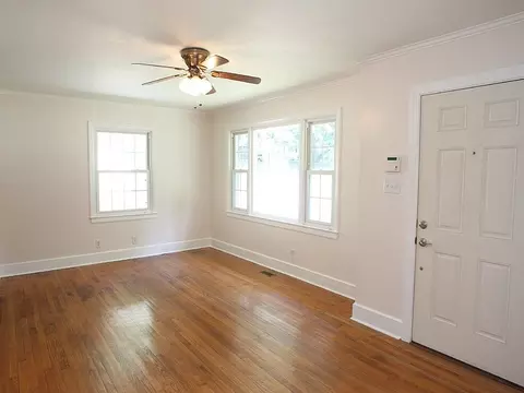 714 E Hammond St, Durham, NC 27704 photo 2