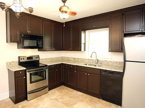 714 E Hammond St, Durham, NC 27704 photo 4