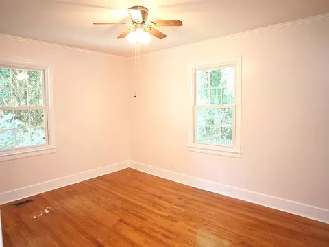 714 E Hammond St, Durham, NC 27704 photo 9