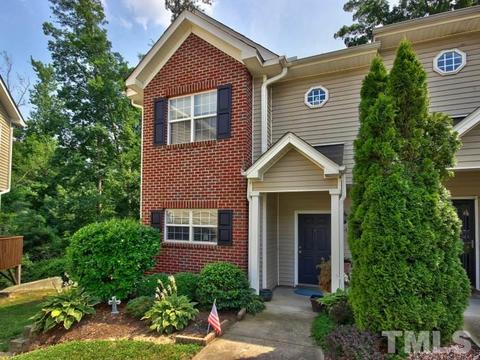 4546 Centrebrook Cir, Raleigh, NC 27616 photo 2