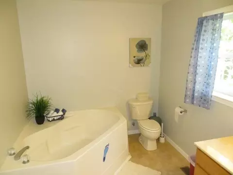 4111 Endor Ln, Durham, NC 27704 photo 9