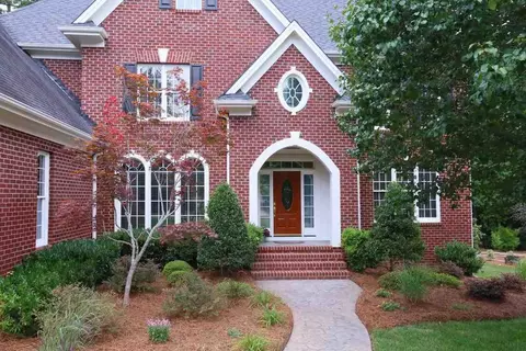 403 Devonhall Ln, Cary, NC 27518 photo 2