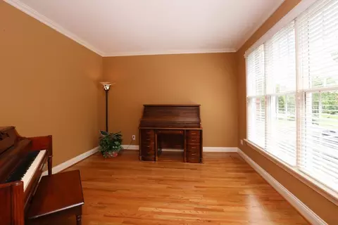 403 Devonhall Ln, Cary, NC 27518 photo 6