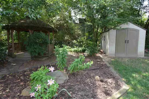 1103 W Knox St, Durham, NC 27701 photo 2