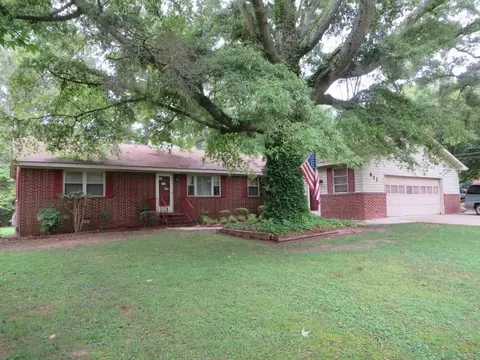 617 Lynn Rd, Durham, NC 27703 photo 1