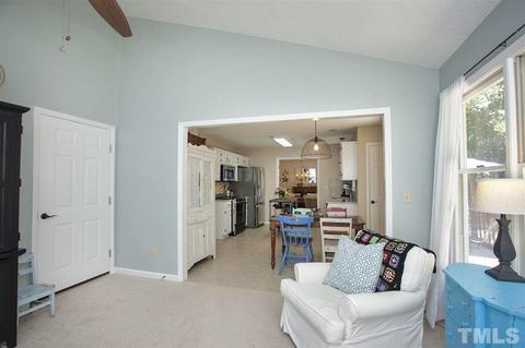 104 Kronos Ln, Cary, NC 27513 photo 9