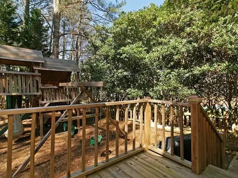 409 Old Fox Trl, Durham, NC 27713 photo 2