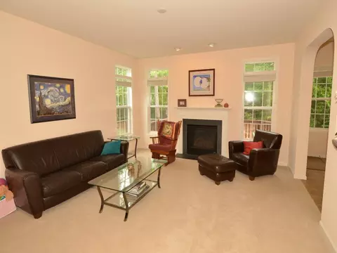 9 Stonehouse Ct, Durham, NC 27713 photo 3