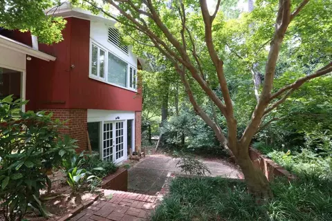 101 E Drewry Ln, Raleigh, NC 27609 photo 4