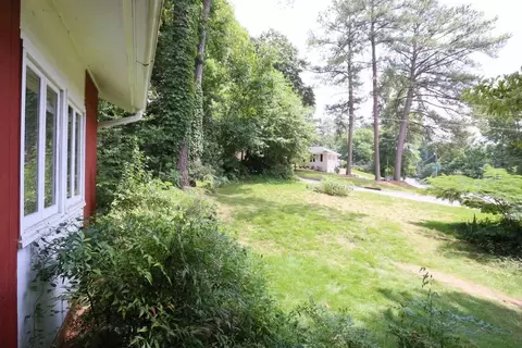 101 E Drewry Ln, Raleigh, NC 27609 photo 3