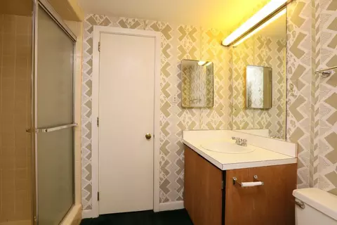 101 E Drewry Ln, Raleigh, NC 27609 photo 17