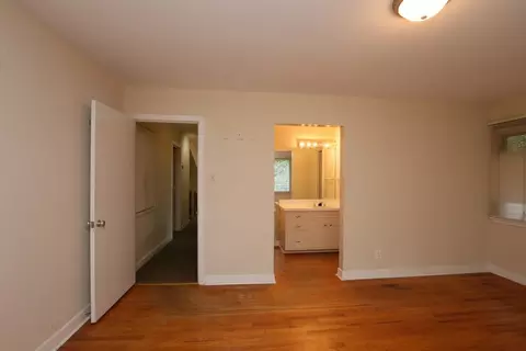 101 E Drewry Ln, Raleigh, NC 27609 photo 14