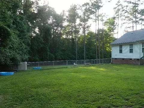 121 Walton Cir, Benson, NC 27504 photo 18