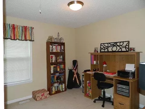 121 Walton Cir, Benson, NC 27504 photo 15
