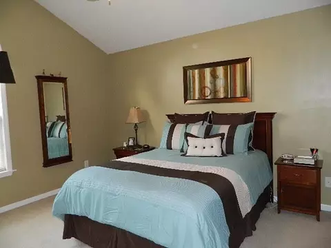 121 Walton Cir, Benson, NC 27504 photo 11
