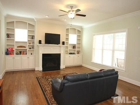 905 Cambridge Hall Loop, Apex, NC 27539 photo 6