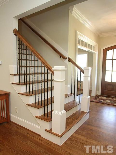 905 Cambridge Hall Loop, Apex, NC 27539 photo 4