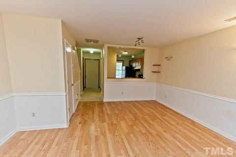 6 Providence Ct, Durham, NC 27705 photo 3