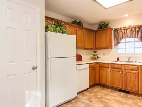 3625 Epperly Ct, Raleigh, NC 27616 photo 12