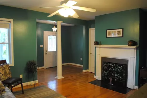 111 Edgewood Dr E, Durham, NC 27704 photo 7