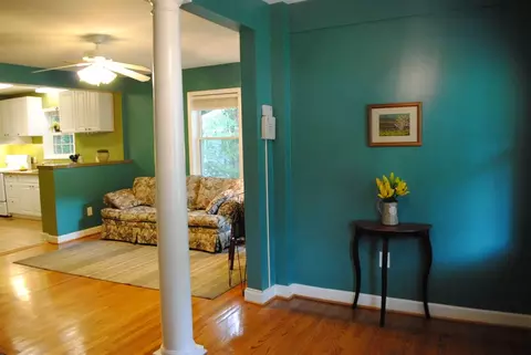 111 Edgewood Dr E, Durham, NC 27704 photo 4
