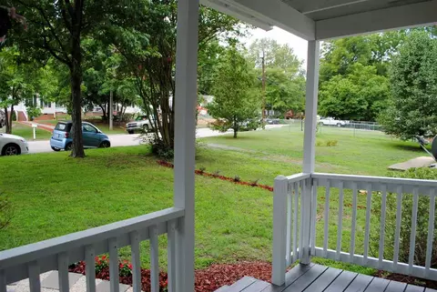 111 Edgewood Dr E, Durham, NC 27704 photo 2