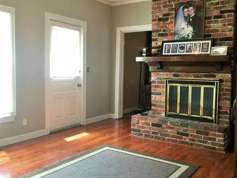 403 E Holmes St, Benson, NC 27504 photo 9
