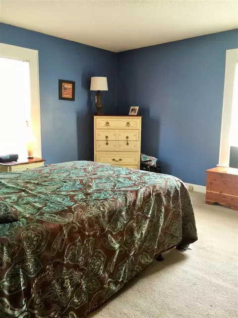 403 E Holmes St, Benson, NC 27504 photo 23