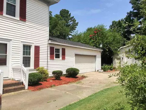 403 E Holmes St, Benson, NC 27504 photo 2