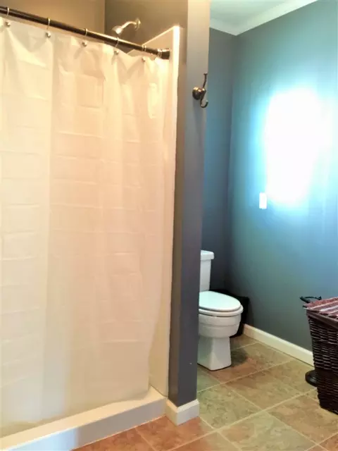 403 E Holmes St, Benson, NC 27504 photo 18