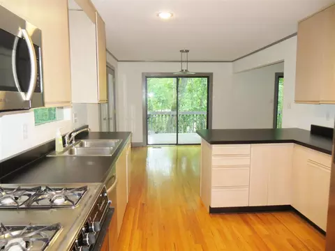 6 Cotswold Pl, Durham, NC 27707 photo 13