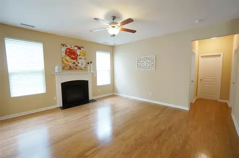 2404 Pear Tree Ln, Durham, NC 27703 photo 6