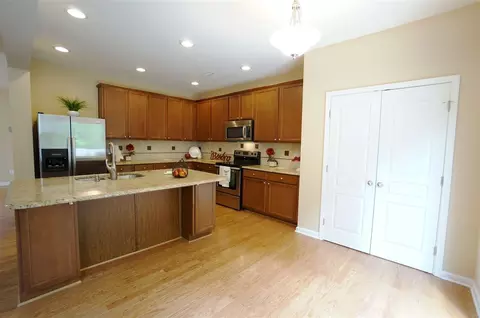 2404 Pear Tree Ln, Durham, NC 27703 photo 11