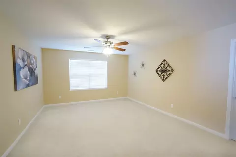 2404 Pear Tree Ln, Durham, NC 27703 photo 14