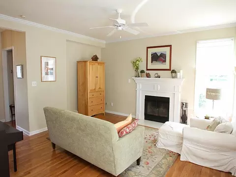 20 Ringwood Ct, Durham, NC 27713 photo 3