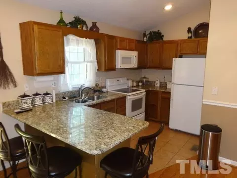 1508 Rowemont Dr, Durham, NC 27705 photo 3